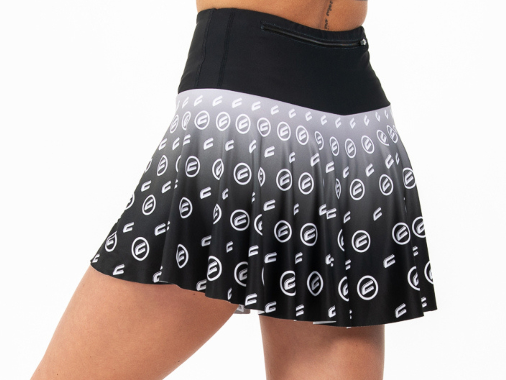 Crussis Sportovní sukně se šortkami BLACK OMBRE XS