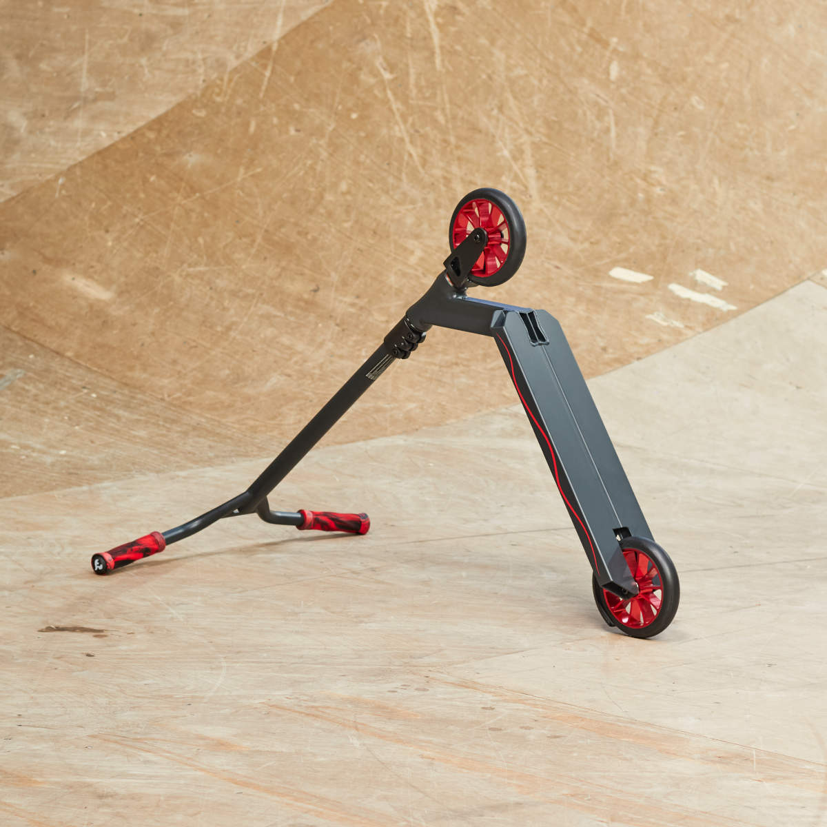 Chilli Wave Track M Dark Grey Red - Obrázek 5