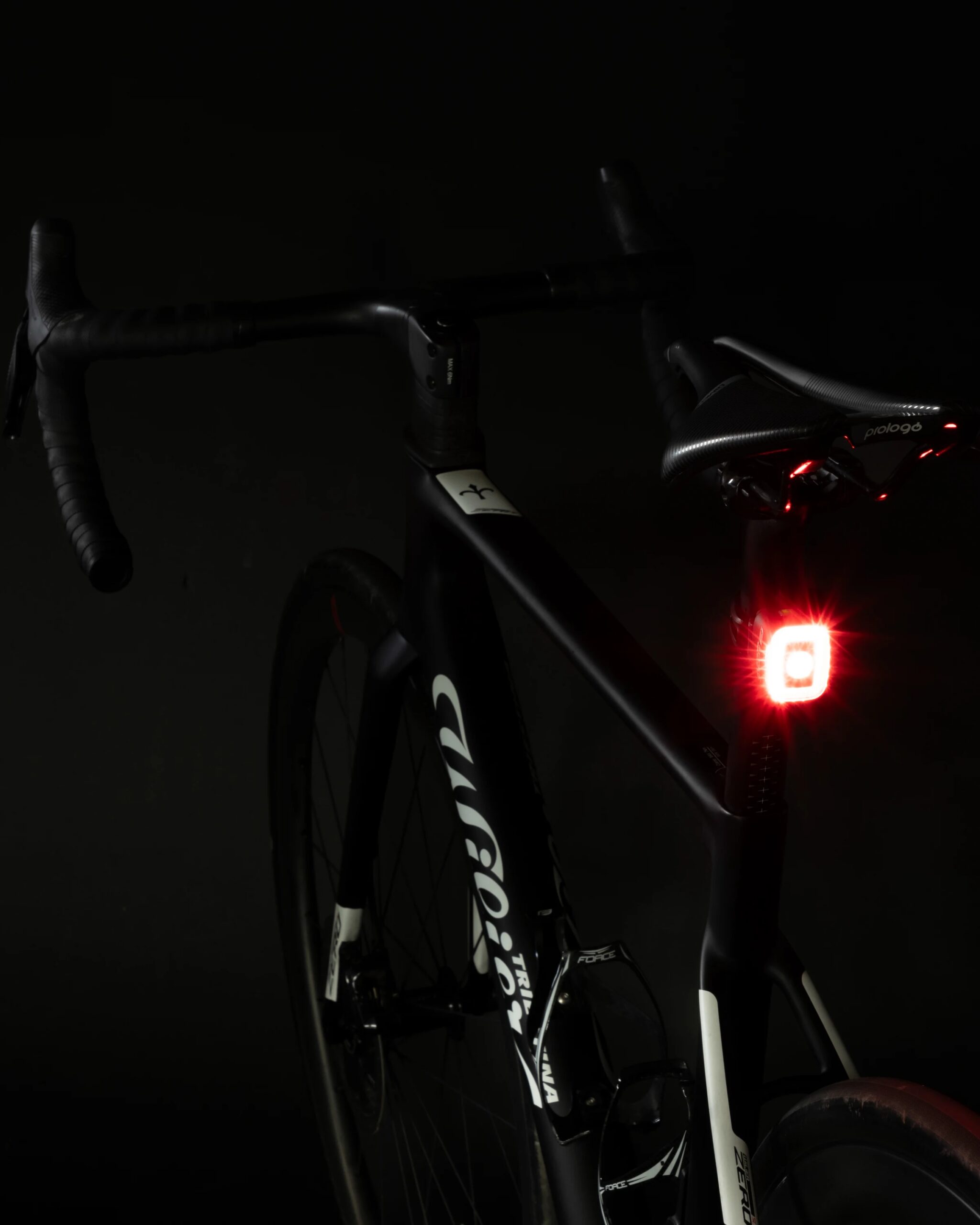 blikačky sada FORCE FLEA 200 LM, USB přední+zadní - Obrázek 5