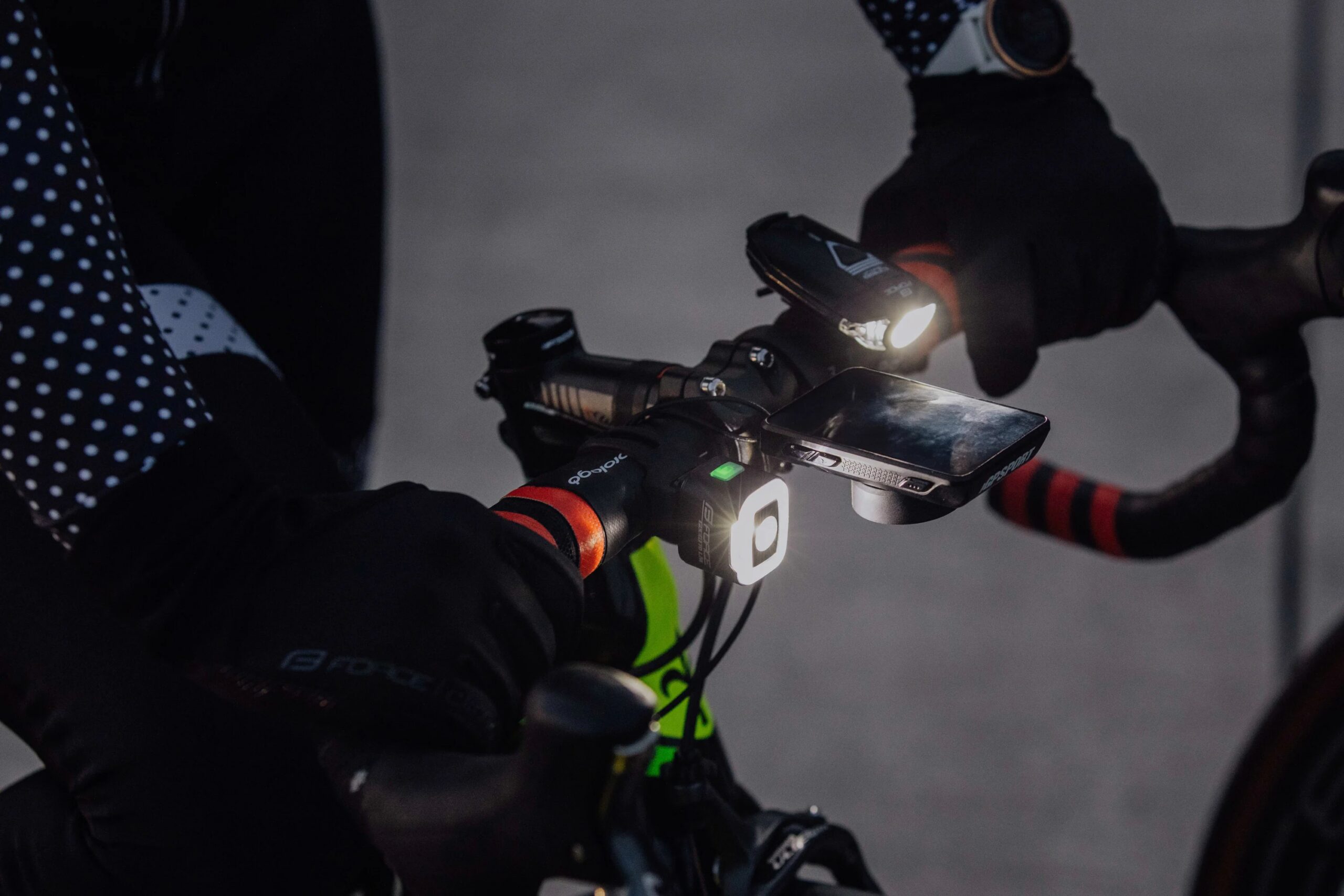 blikačky sada FORCE FLEA 200 LM, USB přední+zadní - Obrázek 8