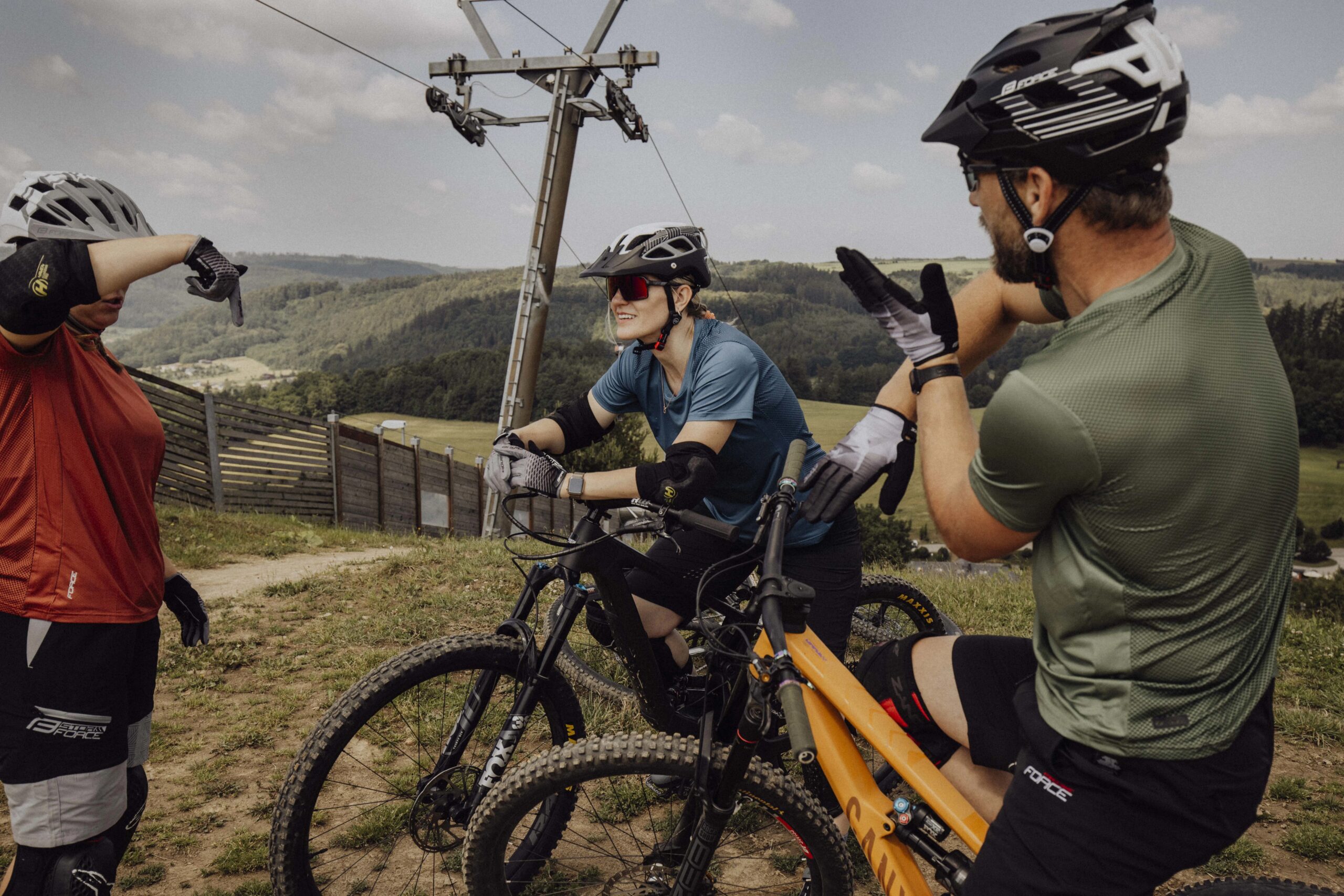 dres FORCE MTB MOUNT krátký rukáv, army - Obrázek 4