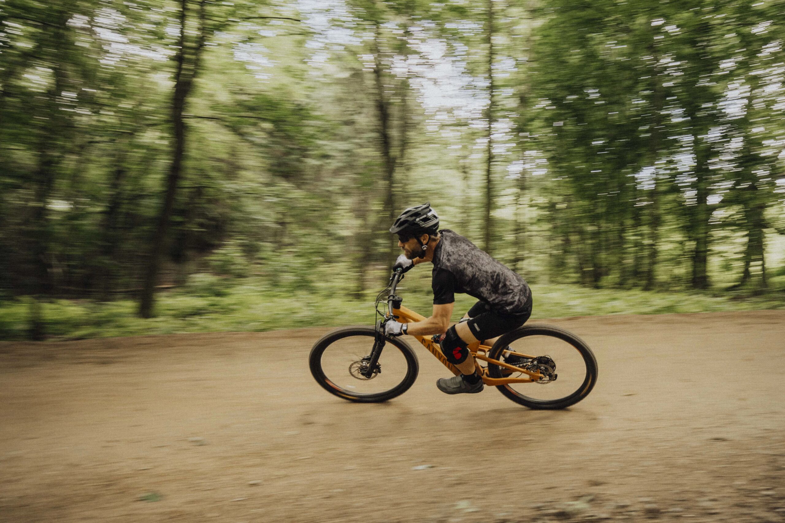 dres FORCE MTB MOVE krátký rukáv, černý S - Obrázek 3