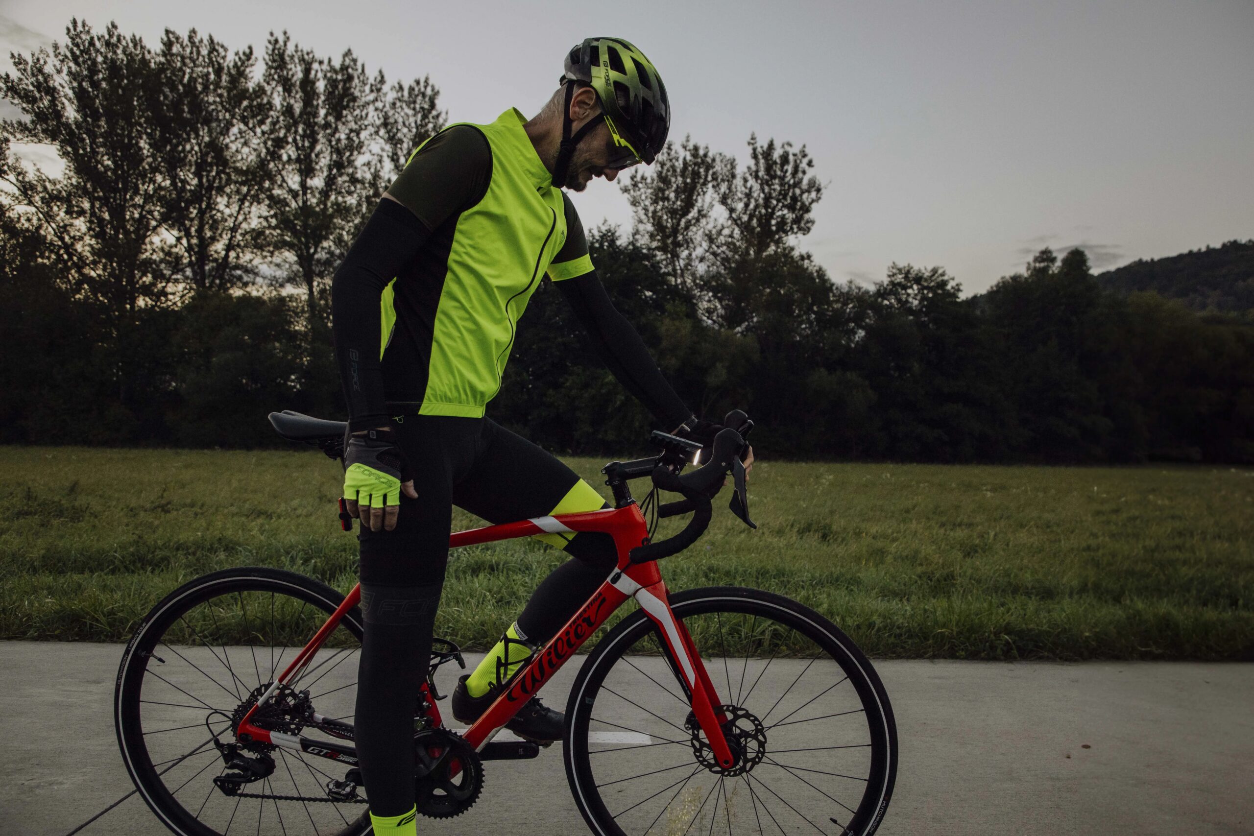 kraťasy F FASHION se šráky a vložkou,črn-fluo XS - Obrázek 4