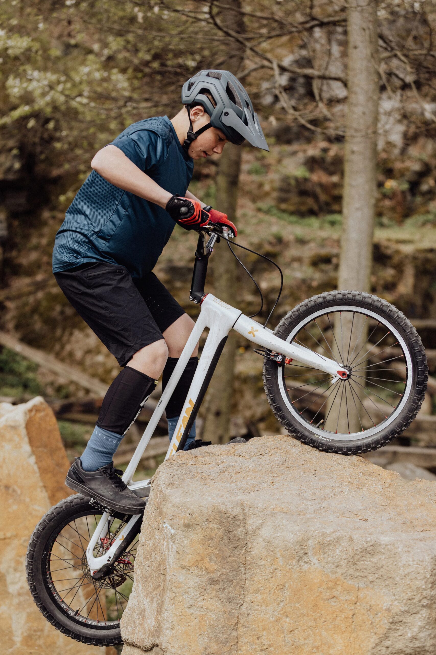 přilba FORCE TRAIL MTB, antracitová S - M - Obrázek 6