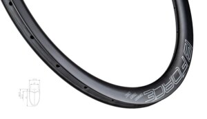 ráfek FORCE siln.plášť. KARBON DISC 45mm Z, 24 děr