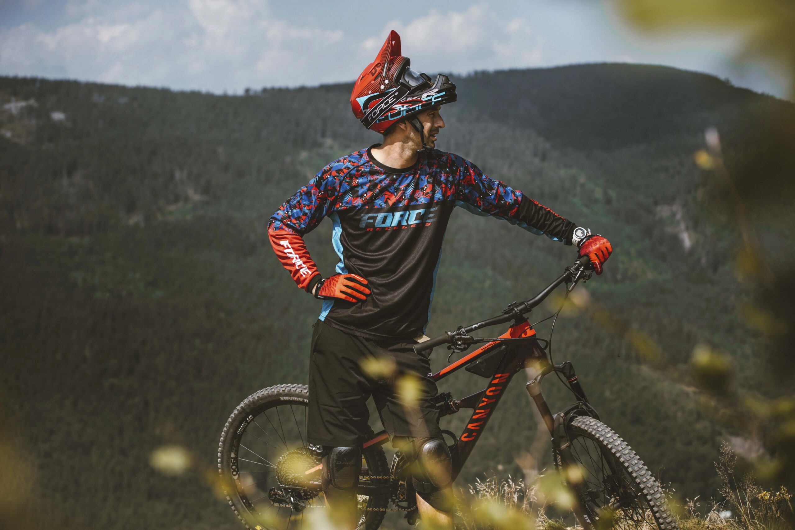 rukavice FORCE MTB SWIPE letní,červené - Obrázek 3