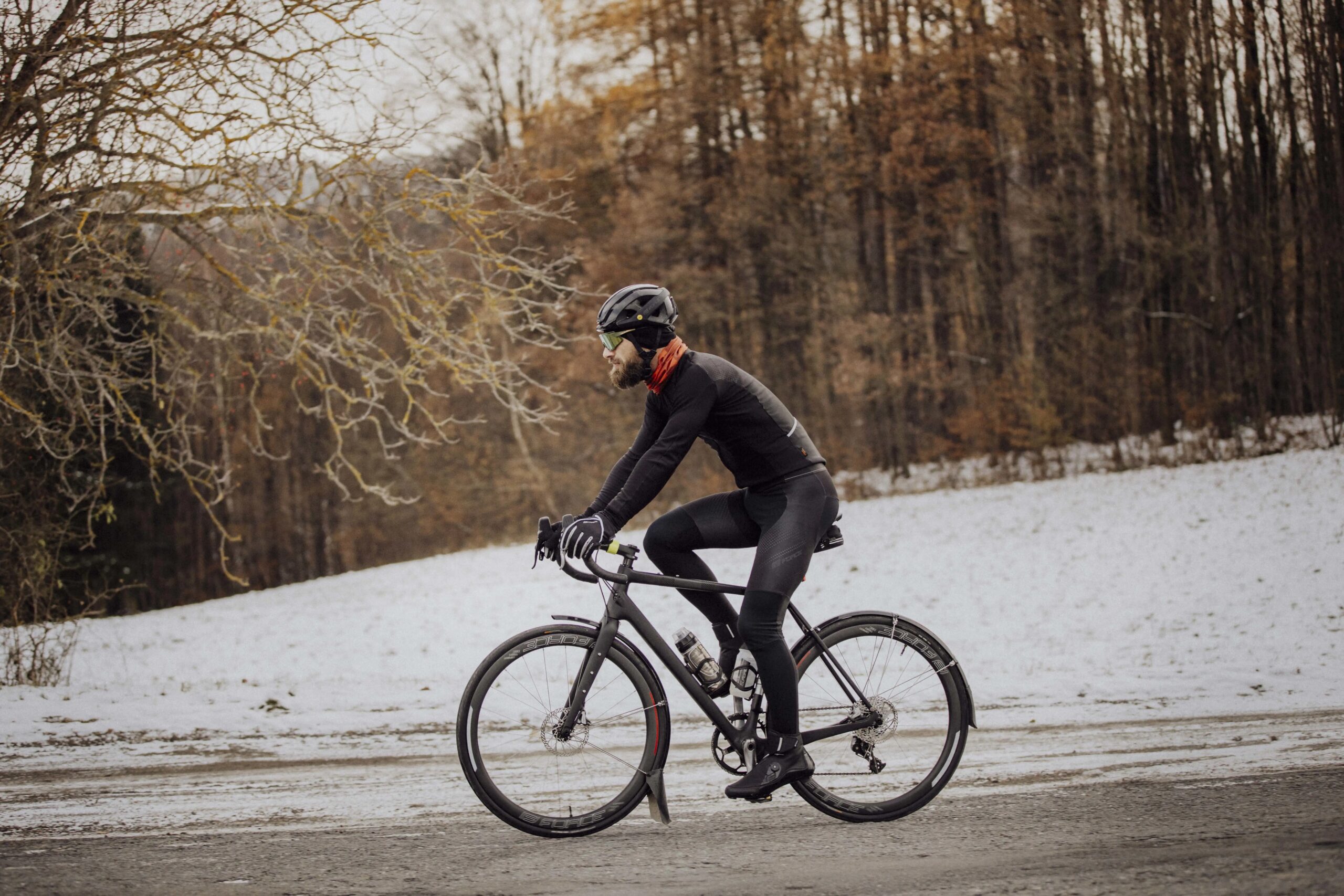 tretry zimní FORCE MTB GLACIER, černé 42 - Obrázek 8