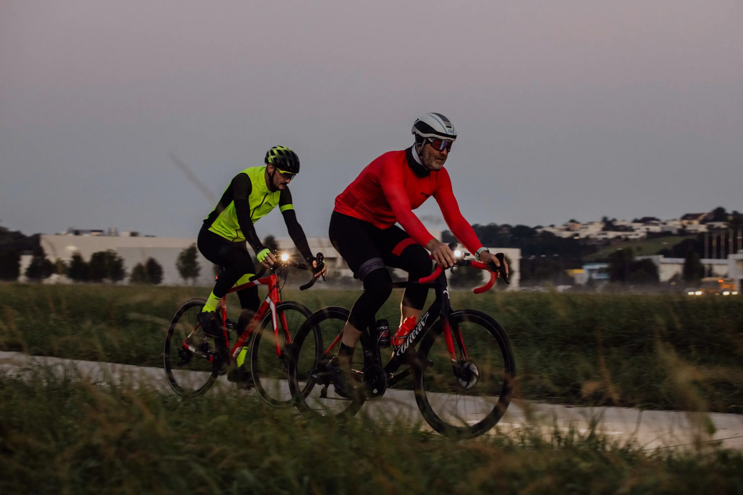 vesta FORCE VISION, plná záda, fluo S - Obrázek 4